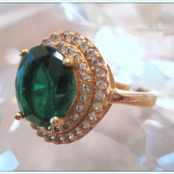 Emerald Ring Green Oval Cut Gem Engagement Halo Ring Moissanite Round size 9